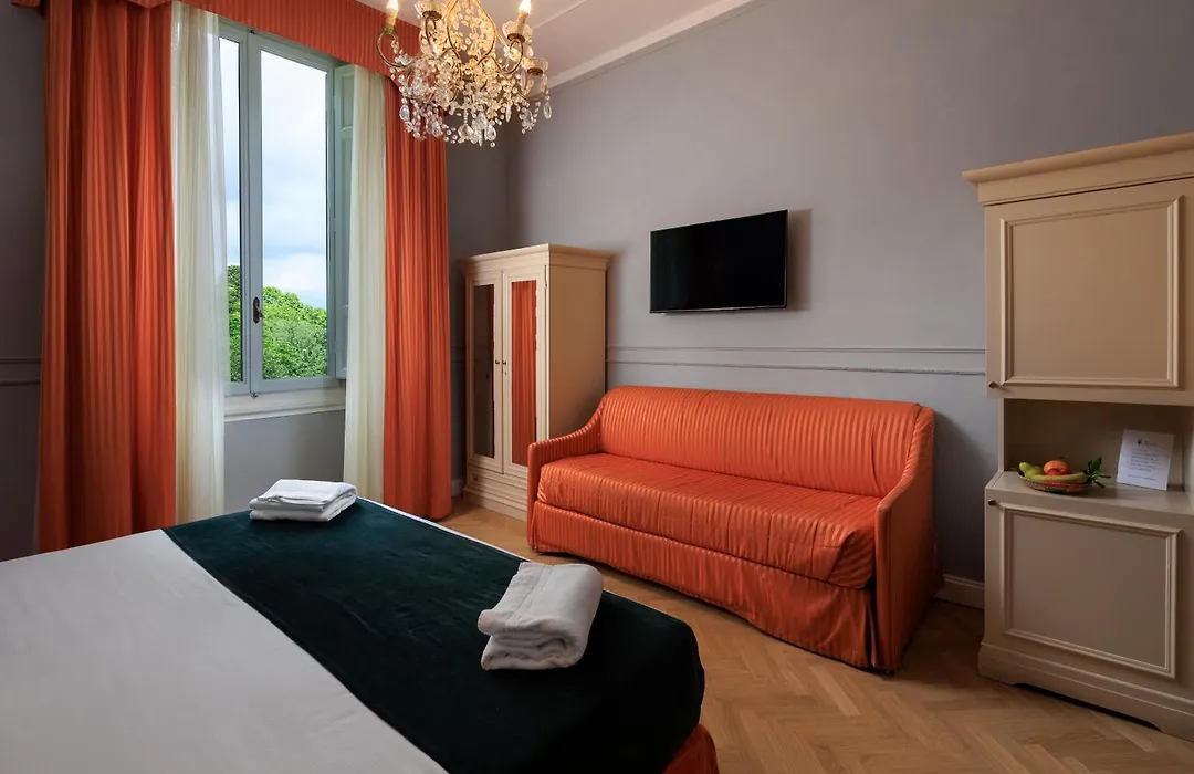 Hotel Villa Carlotta-1